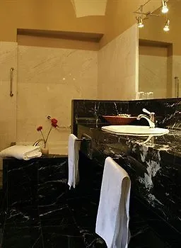 Hotel Torre Laurentii 4*